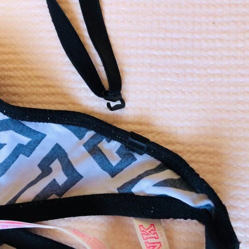 SOLD.  NWOT VS Victoria Secret Pink Logo Bra- Size 32C - Picture 6 of 7
